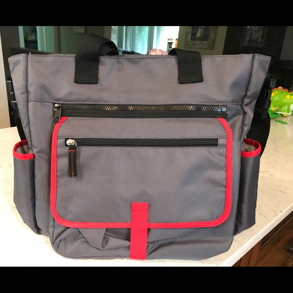Skip Hop Giggle Baby diaper bag, hardly used